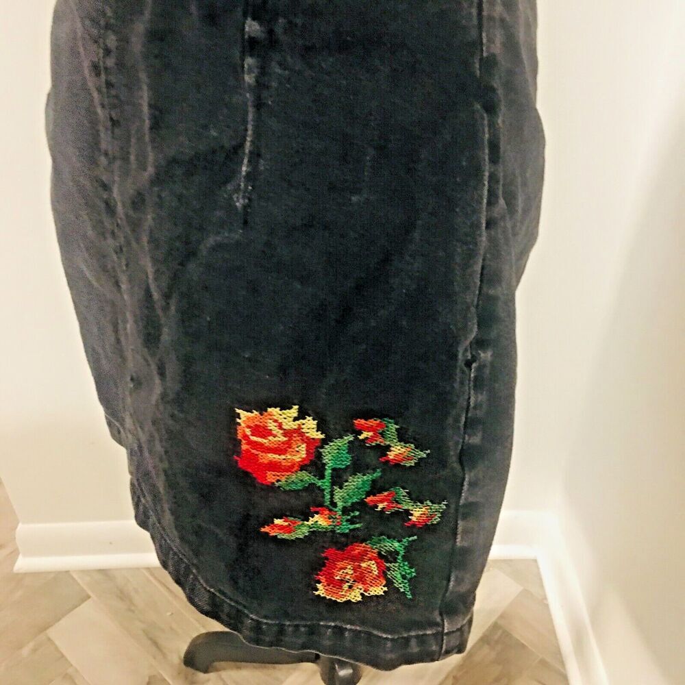 TOP SHOP MOTO Boho Black Denim Jean Floral Cross Stitch Embroidered Skirt 8 - Picture 2 of 8